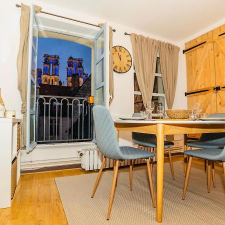 Nid Douillet La Cour Du Dauphin, Vue Cathedrale Imprenable Apartment Laon Luaran gambar