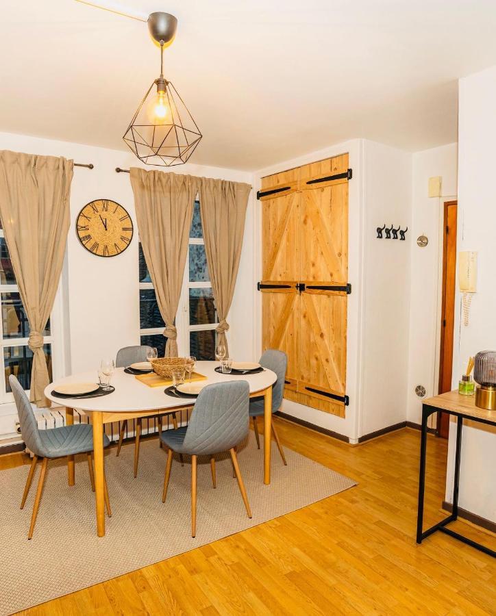 Nid Douillet La Cour Du Dauphin, Vue Cathedrale Imprenable Apartment Laon Luaran gambar